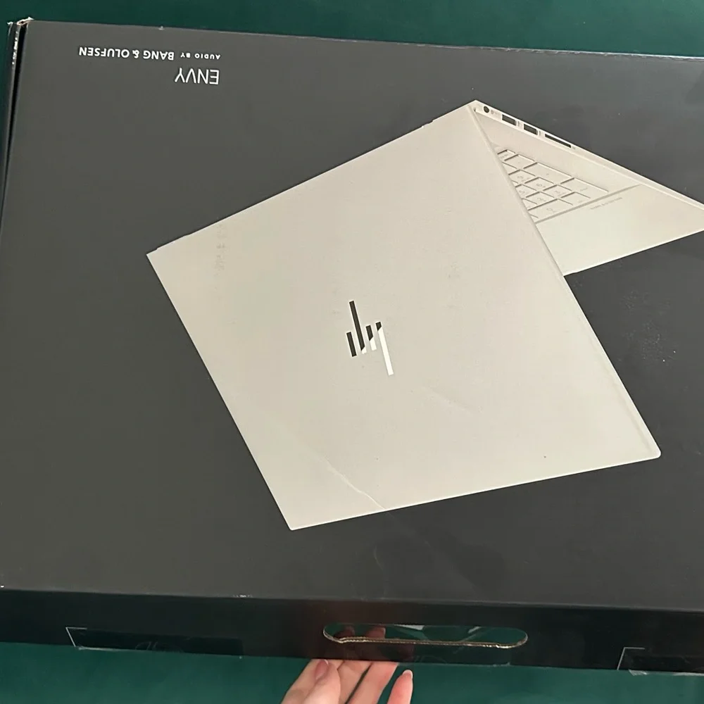 HP - Envy 17.3